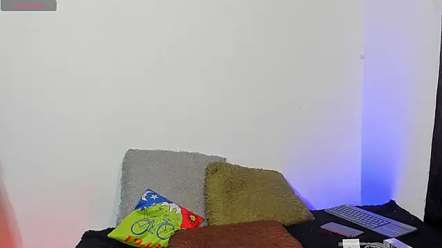 Snapshot of _IanLark chatting on May 20, 2026, 11:35 pm IanLark online show from May 20, 2026, 11:35 pm