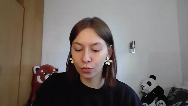 Snapshot of JuicyErika chatting on May 16, 2026, 5:12 pm JuicyErika online show from May 16, 2026, 5:12 pm