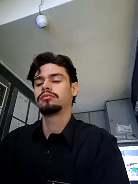 Sir Thom online show from April 21, 2026, 1:07 pm