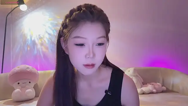 Snapshot of ruru_0306 chatting on May 10, 2026, 1:57 pm ruru 0306 online show from May 10, 2026, 1:57 pm