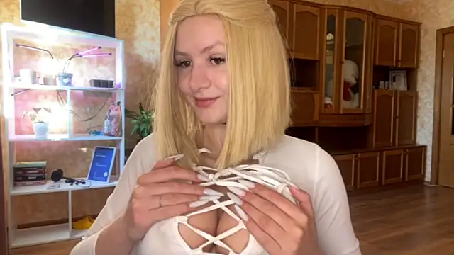 VictorinaKatzer online show from April 22, 2026, 4:30 am