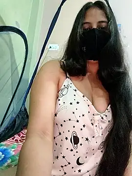 Priya 9945 online show from May 4, 2026, 5:44 am