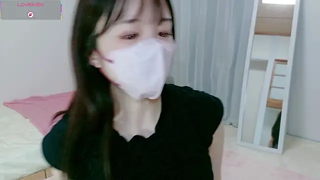 Snapshot of mayu_chan_ chatting on June 17, 2026, 11:42 am mayu chan online show from June 17, 2026, 11:42 am