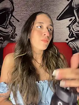 SinSirenXXX online show from June 25, 2026, 1:05 pm