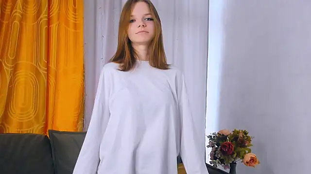 JanelleTeklu online show from April 26, 2026, 11:07 am