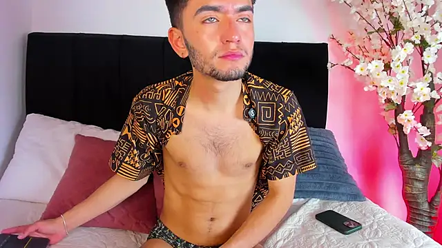 Andru Castillo online show from May 4, 2026, 2:09 pm