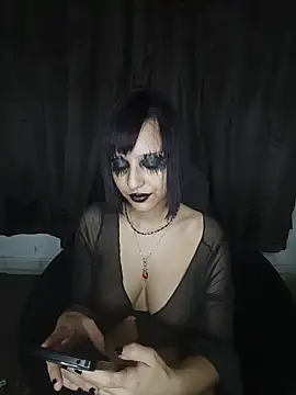 Snapshot of __Rowan__ chatting on June 15, 2026, 5:51 am Rowan online show from June 15, 2026, 5:51 am