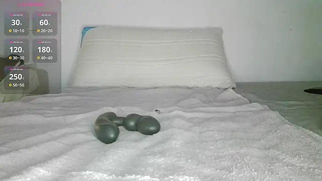Snapshot of canarito18 chatting on July 16, 2026, 9:56 pm canarito18 online show from July 16, 2026, 9:56 pm