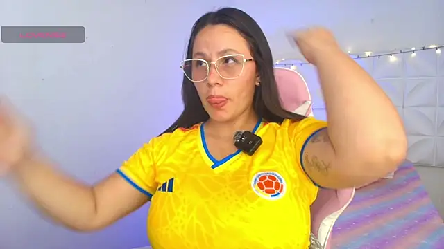 Ivonny Goldie online show from June 8, 2026, 2:12 am