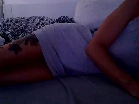 Snapshot of SweetLuc11 chatting on June 27, 2026, 7:31 pm SweetLuc11 online show from June 27, 2026, 7:31 pm