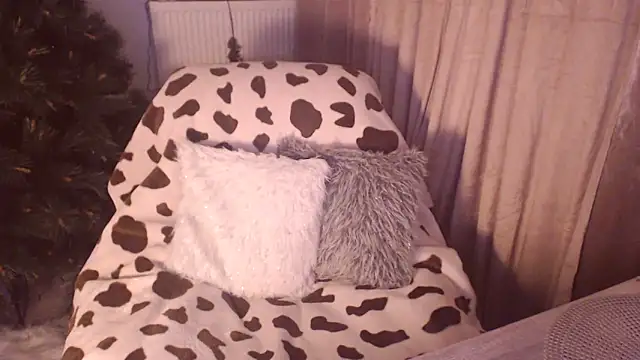 Divineblond online show from November 21, 2025, 12:42 am