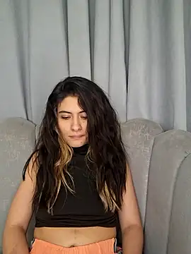 Snapshot of AshleyyHall chatting on July 24, 2026, 4:19 am AshleyyHall online show from July 24, 2026, 4:19 am