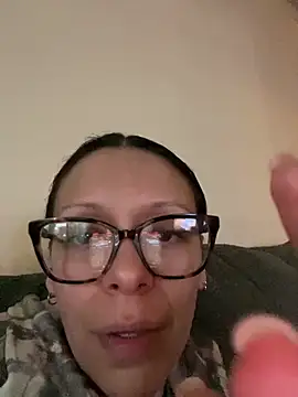 Snapshot of aurak444 chatting on May 1, 2026, 12:26 am aurak444 online show from May 1, 2026, 12:26 am