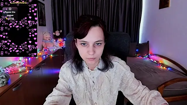 Snapshot of MiniLysii chatting on July 15, 2026, 6:20 am MiniLysii online show from July 15, 2026, 6:20 am