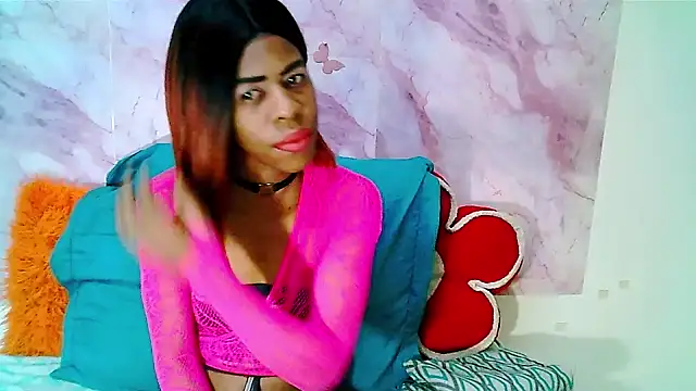 Snapshot of EbonySweetPeach chatting on July 21, 2026, 5:53 am EbonySweetPeach online show from July 21, 2026, 5:53 am