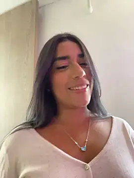 Snapshot of SaryJonex chatting on May 19, 2026, 3:30 pm SaryJonex online show from May 19, 2026, 3:30 pm
