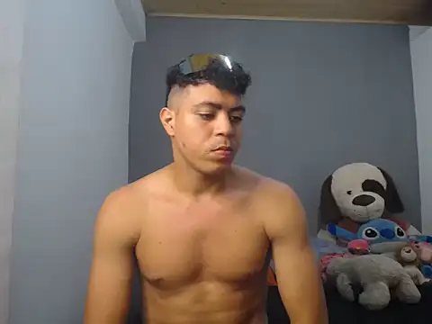 axelnoirx online show from April 24, 2026, 1:18 am