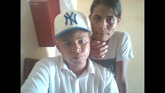 treresome online show from April 22, 2026, 5:42 pm