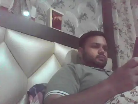 Fatguyfuddilick online show from April 23, 2026, 7:15 pm