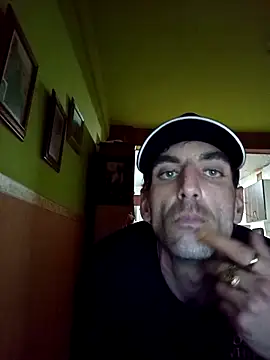 Reinventando el porno online show from April 23, 2026, 2:51 am