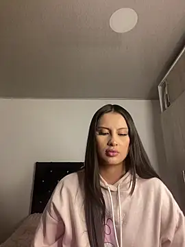 Snapshot of isaa_001 chatting on May 17, 2026, 3:50 am isaa 001 online show from May 17, 2026, 3:50 am