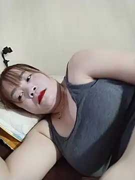 Snapshot of Squirt107 chatting on June 2, 2026, 11:32 am Squirt107 online show from June 2, 2026, 11:32 am