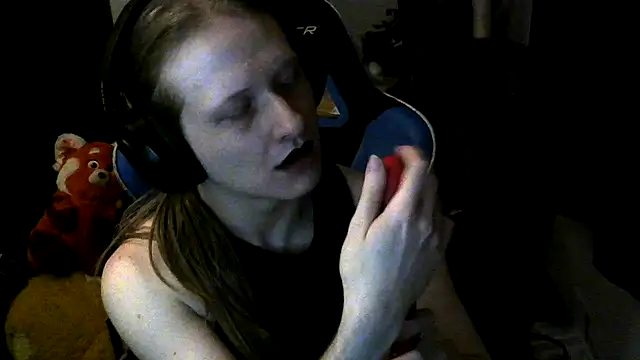 CutieBite online show from April 27, 2026, 9:40 am