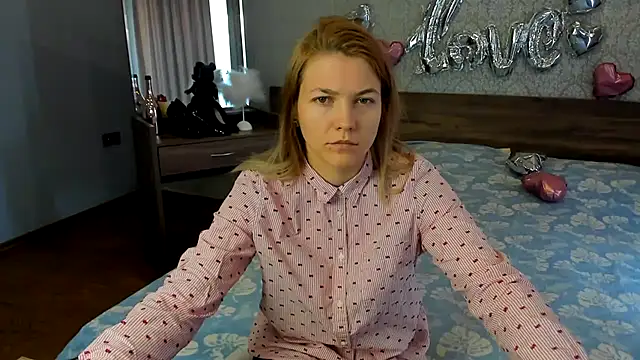 AnniShery online show from April 27, 2026, 8:12 am