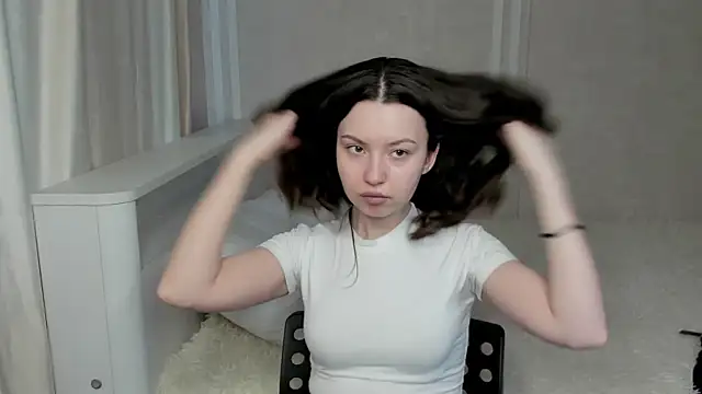 JanLokietek online show from April 30, 2026, 8:32 am