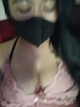 Snapshot of Rosejean chatting on July 2, 2026, 12:55 pm Rosejean online show from July 2, 2026, 12:55 pm