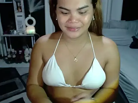 Snapshot of Kendallfoxx chatting on June 7, 2026, 6:13 pm Kendallfoxx online show from June 7, 2026, 6:13 pm