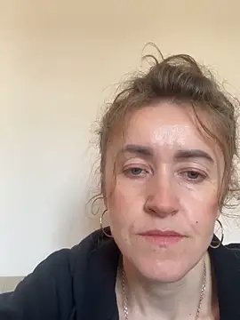 Avokadoo online show from April 27, 2026, 8:01 am