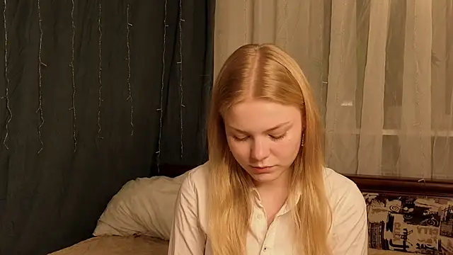 Snapshot of LavonaMadlem chatting on May 22, 2026, 9:13 pm LavonaMadlem online show from May 22, 2026, 9:13 pm