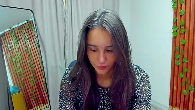 Snapshot of NicoleWells22 chatting on May 28, 2026, 3:58 am NicoleWells22 online show from May 28, 2026, 3:58 am