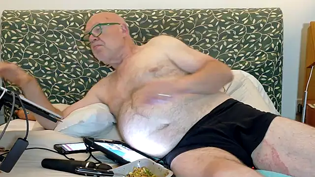 Snapshot of KinkCentral chatting on June 22, 2026, 8:17 pm KinkCentral online show from June 22, 2026, 8:17 pm