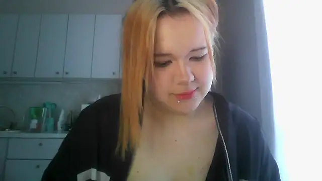 Snapshot of Amanda_Mia_ chatting on June 24, 2026, 7:51 am Amanda Mia online show from June 24, 2026, 7:51 am