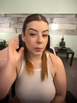 Snapshot of SweettVal_ chatting on July 21, 2026, 4:08 pm SweettVal online show from July 21, 2026, 4:08 pm