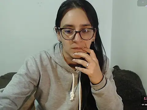 ASHLEYLOVE11 online show from July 23, 2026, 5:09 pm