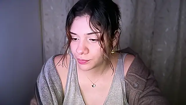 Im  molly6 online show from May 25, 2026, 5:07 am