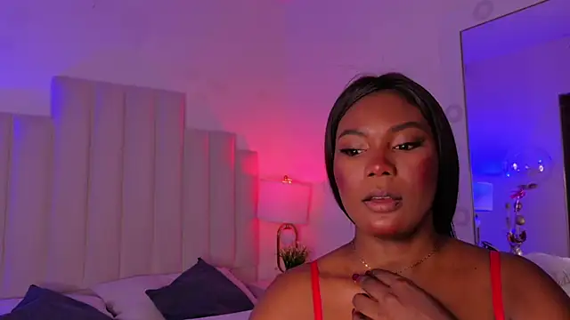 Ariadna24  online show from May 4, 2026, 2:37 am
