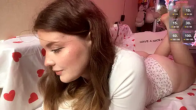 Lily Moon  online show from June 4, 2026, 5:39 pm