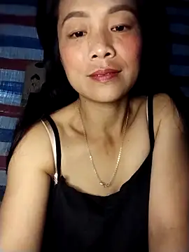 Snapshot of Onie116 chatting on April 26, 2026, 12:35 pm Onie116 online show from April 26, 2026, 12:35 pm