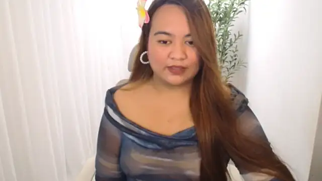 Snapshot of Czarinna chatting on June 12, 2026, 6:16 pm Czarinna online show from June 12, 2026, 6:16 pm