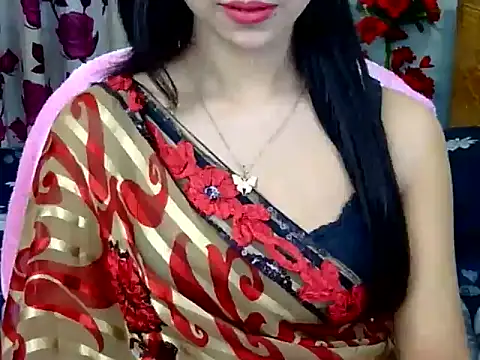 Alina Nur online show from April 30, 2026, 10:22 am