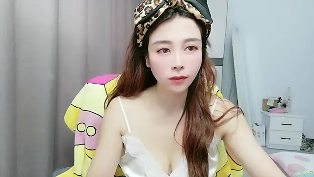 Snapshot of xiaoxiaohong030 chatting on June 17, 2026, 3:17 am xiaoxiaohong030 online show from June 17, 2026, 3:17 am