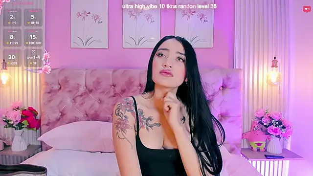 Snapshot of Ariana_west_ chatting on May 28, 2026, 1:17 pm Ariana west online show from May 28, 2026, 1:17 pm
