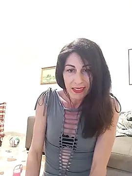Snapshot of Ambra84 chatting on May 10, 2026, 7:27 pm Ambra84 online show from May 10, 2026, 7:27 pm
