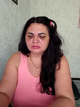Snapshot of -CUTE-EVVIL- chatting on May 24, 2026, 7:52 am -CUTE-EVVIL- online show from May 24, 2026, 7:52 am