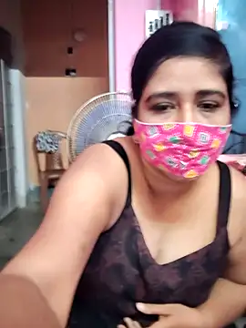 Snapshot of Rulali_44 chatting on July 5, 2026, 1:43 am Rulali 44 online show from July 5, 2026, 1:43 am
