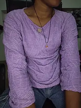 Snapshot of ESHA-LOVE chatting on May 21, 2026, 1:47 am ESHA-LOVE online show from May 21, 2026, 1:47 am